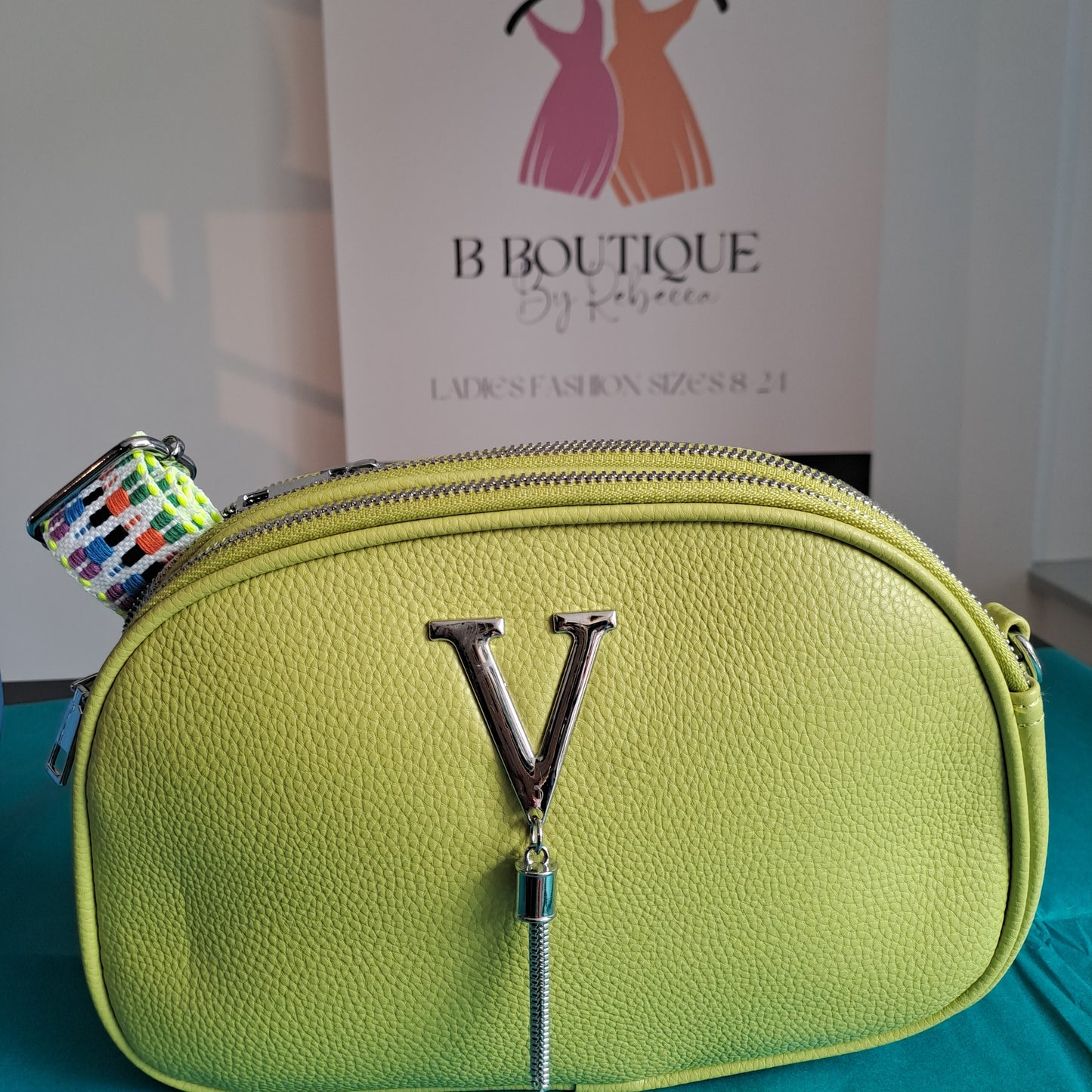 Larger crossbody bag - in seven colours