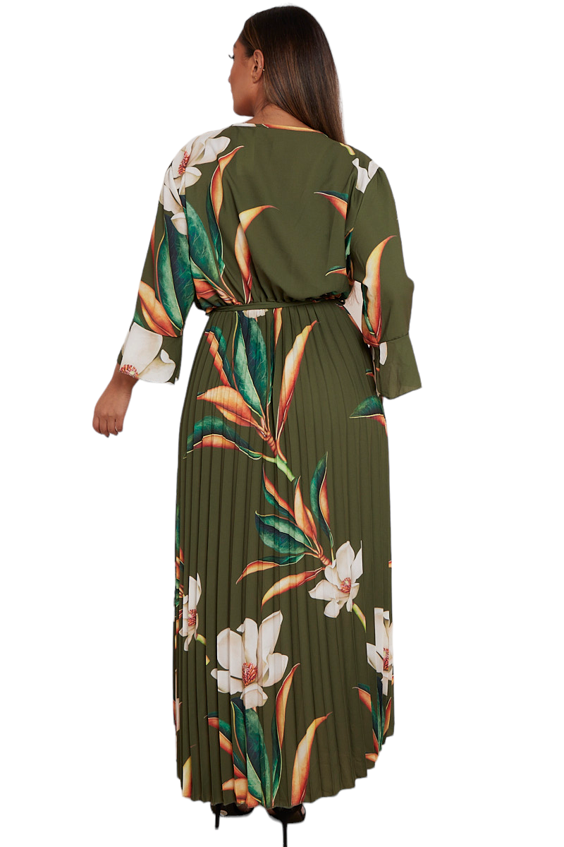 Floral print flare sleeve Curve dress in two colours