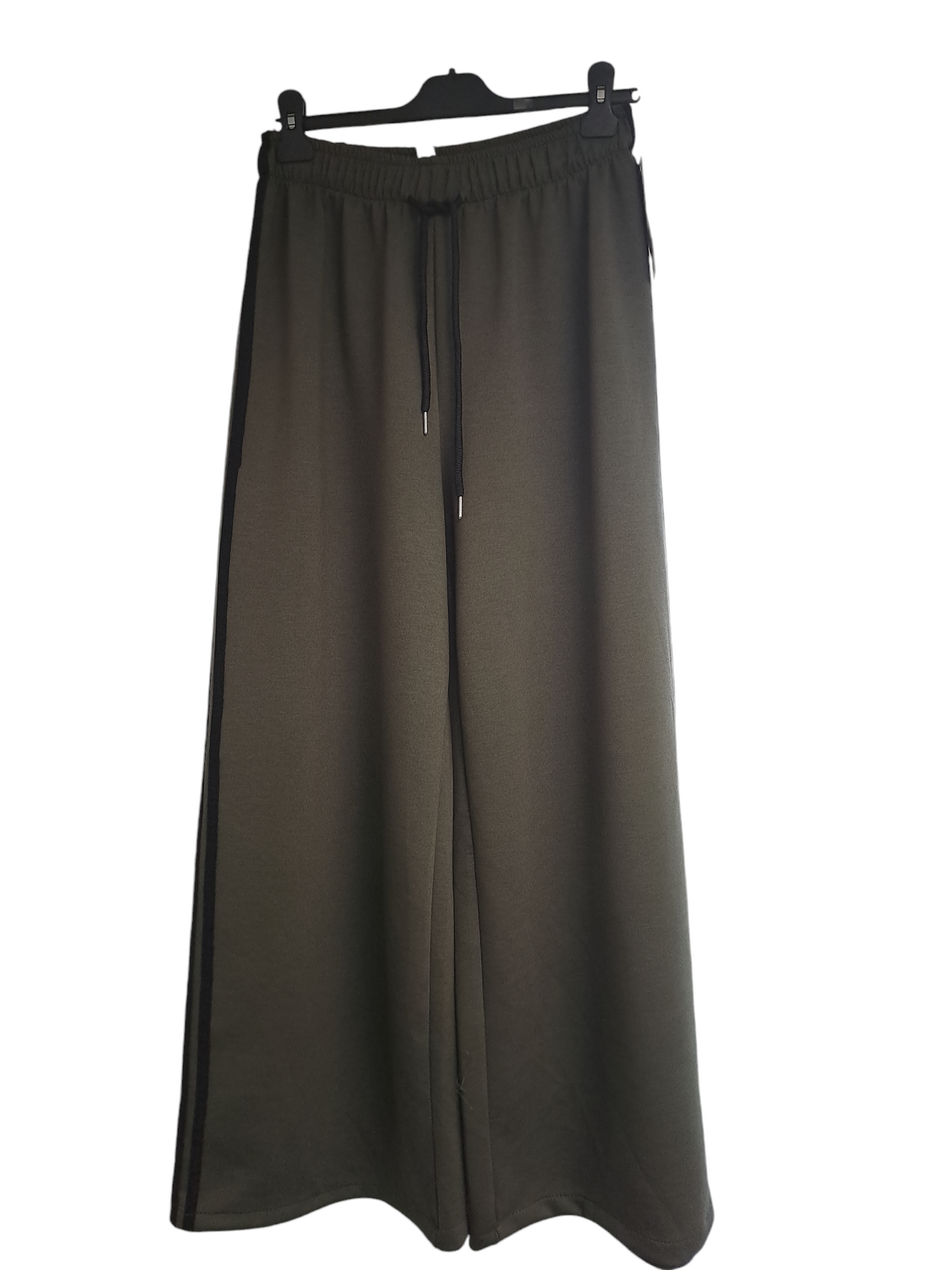 Wide leg joggers with side stripes