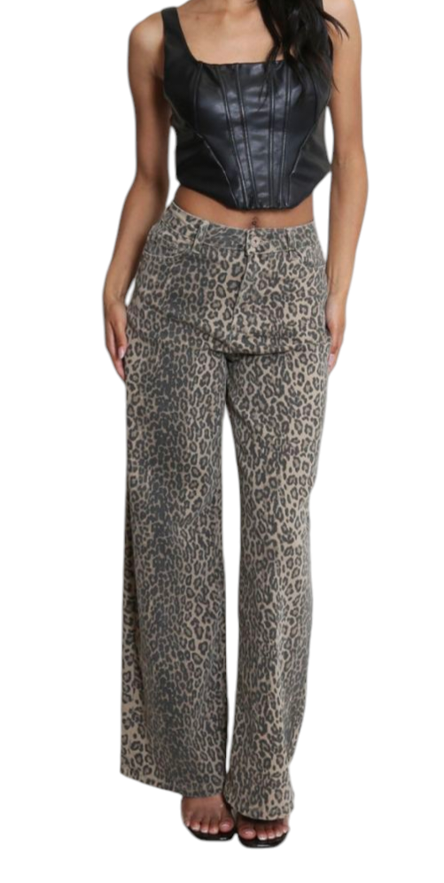 Leopard print wideleg stretch jean