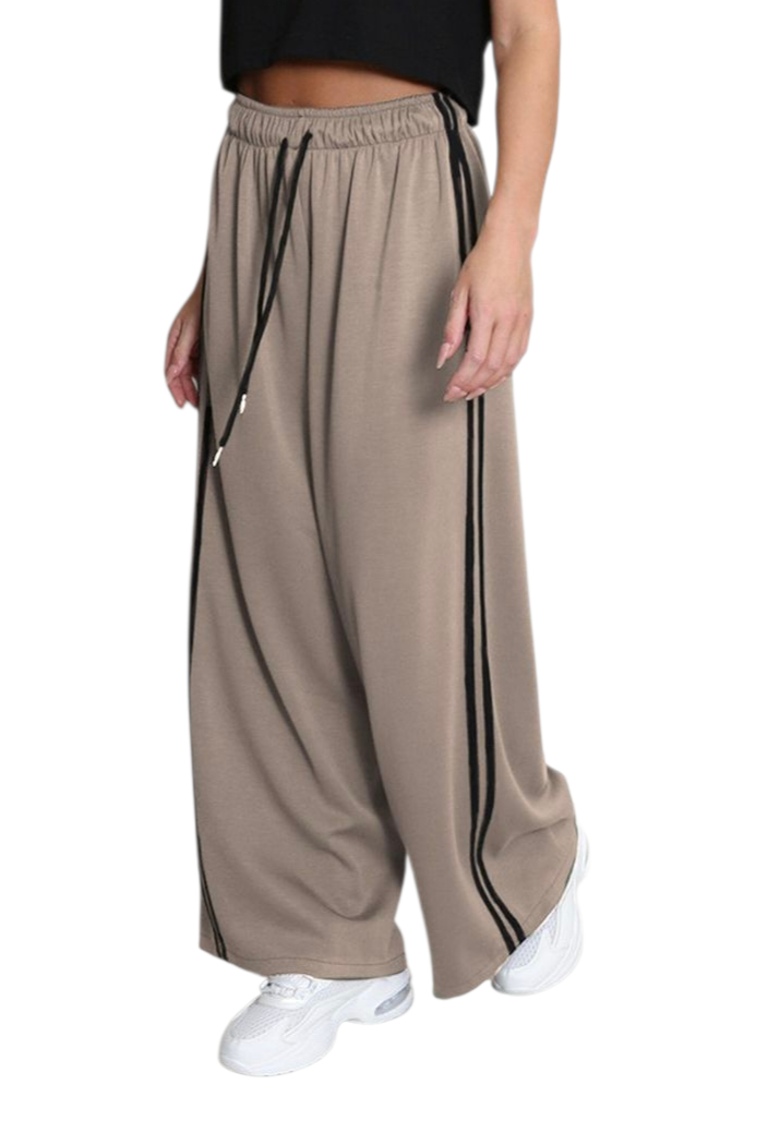 Supersoft wideleg joggers in wine, chocolate and taupe