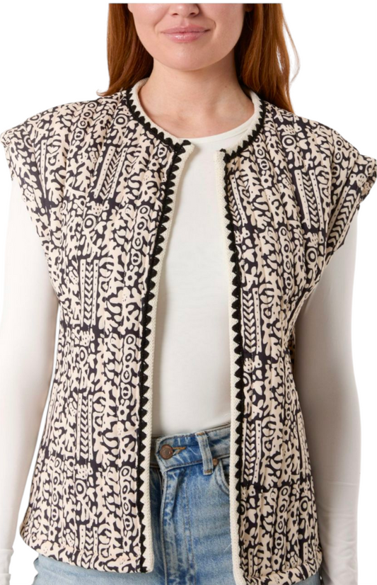 Quilted gillet in navy and stone