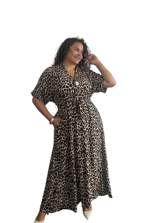 Curve maxi shirt dress in leopard and zebra