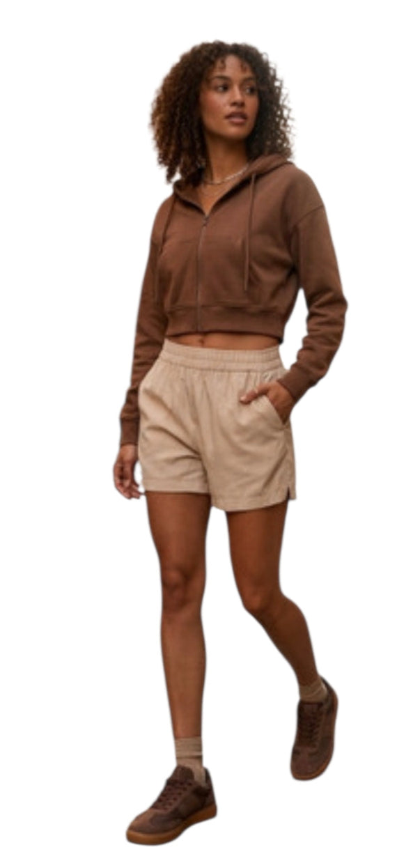 Summer sport short in three colours