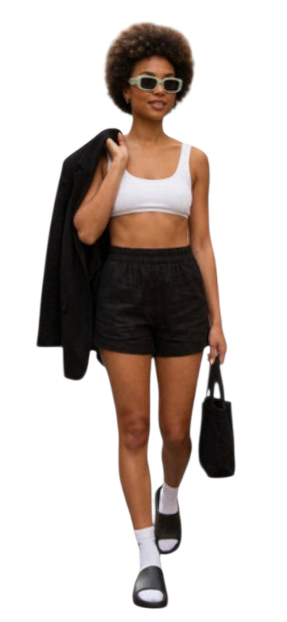 Summer sport short in three colours